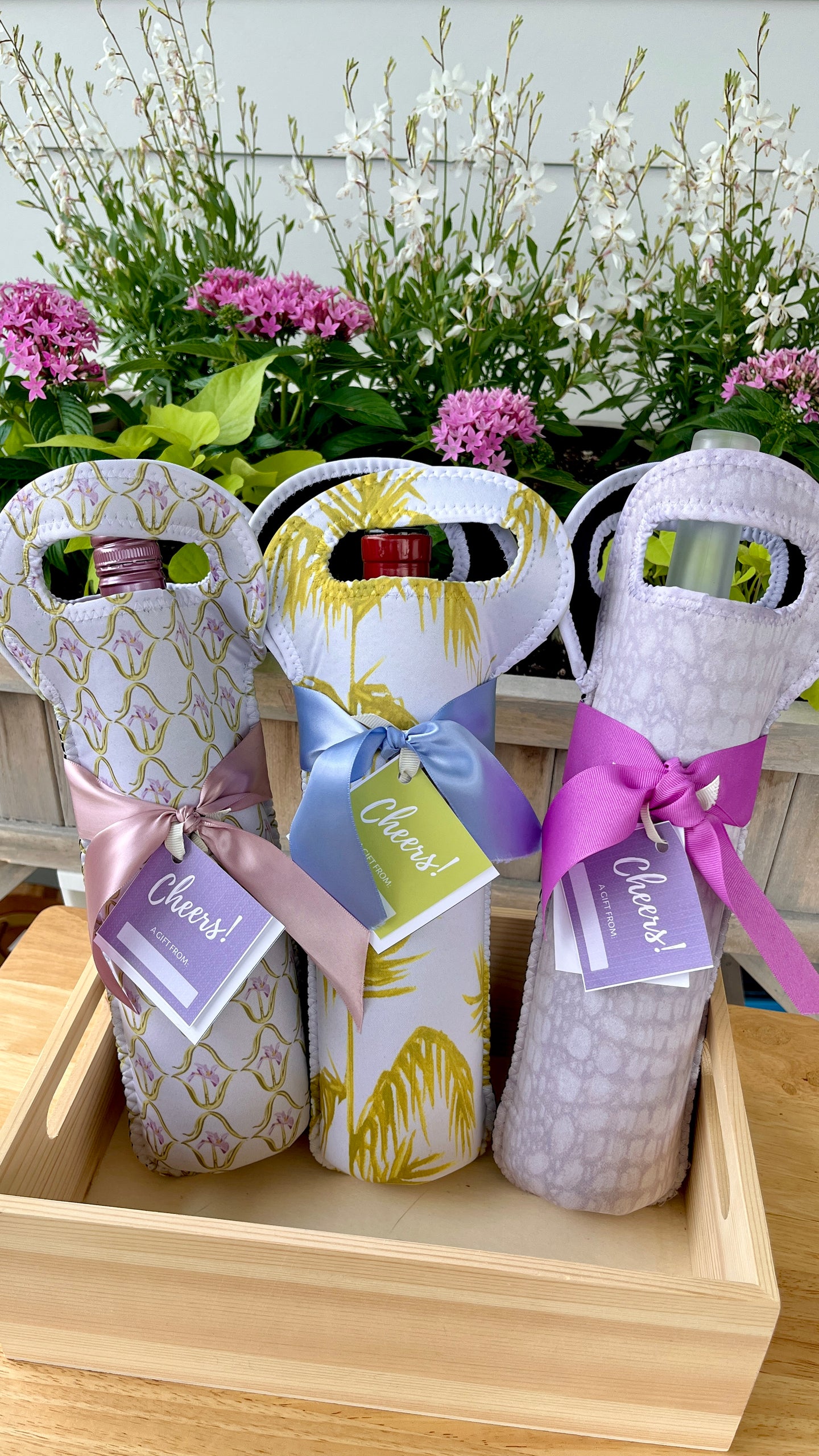 White Alligator Wine Tote